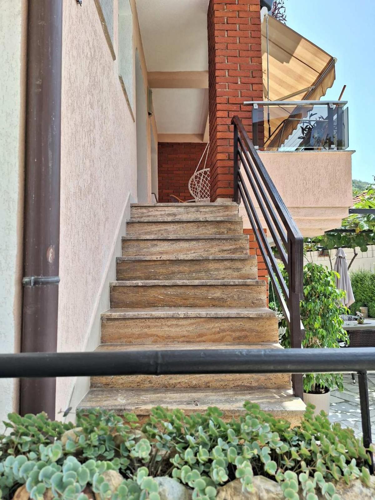 Konjsko Apartments Chemenko מראה חיצוני תמונה